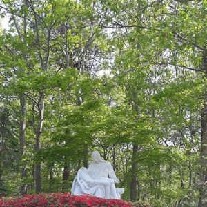 Meet your Posher, Eva